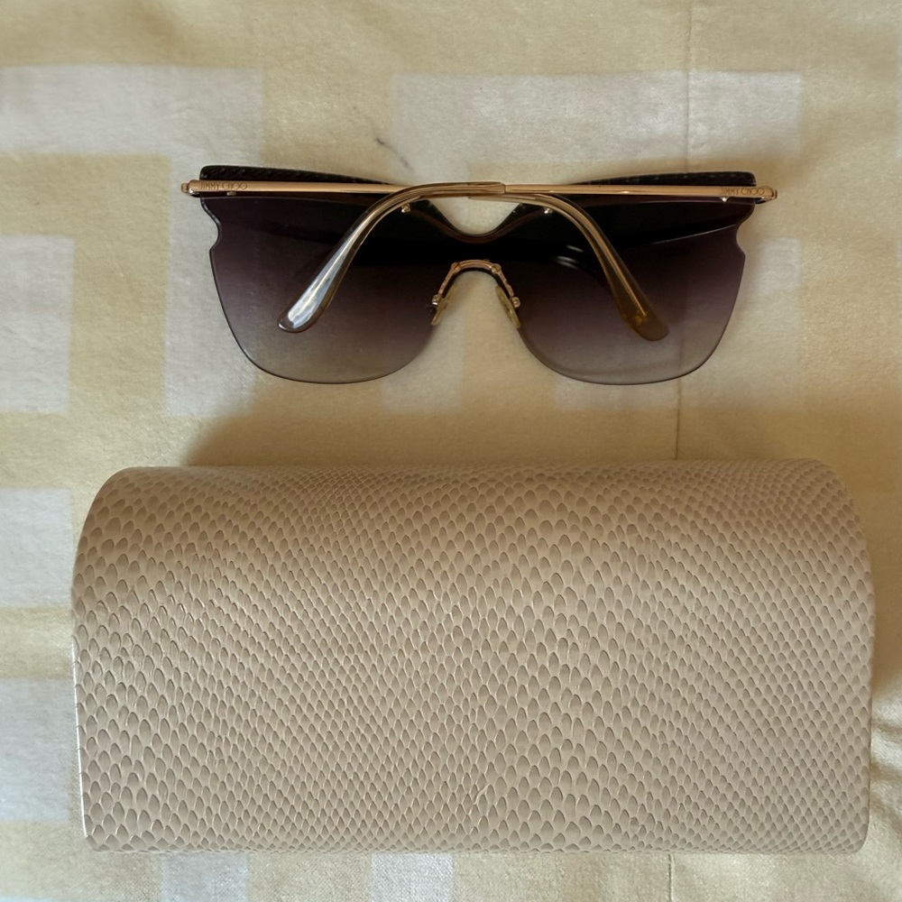 Jimmy Choo Jezebel sunglasses with rose gold crystal embellishment - Picture 3 of 6